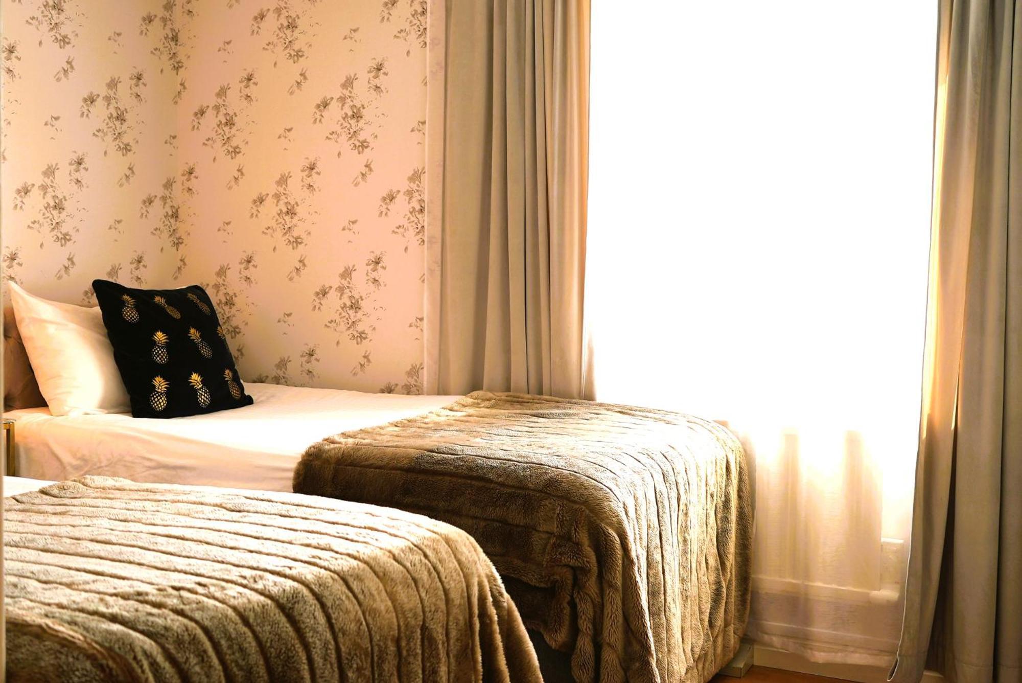 Vaenerport Lakefront Hotell Мариестад Екстериор снимка